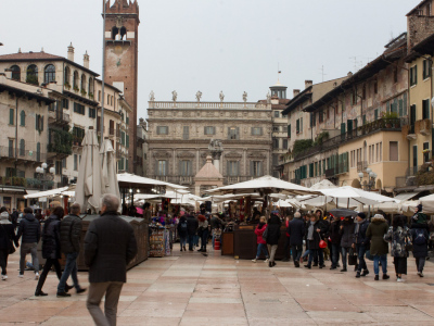 Piazza Erbe Verona