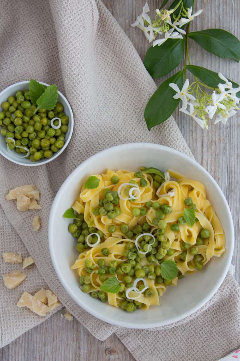 Fresh pees and mints tagliatelle Fresh pees and mints tagliatelle
